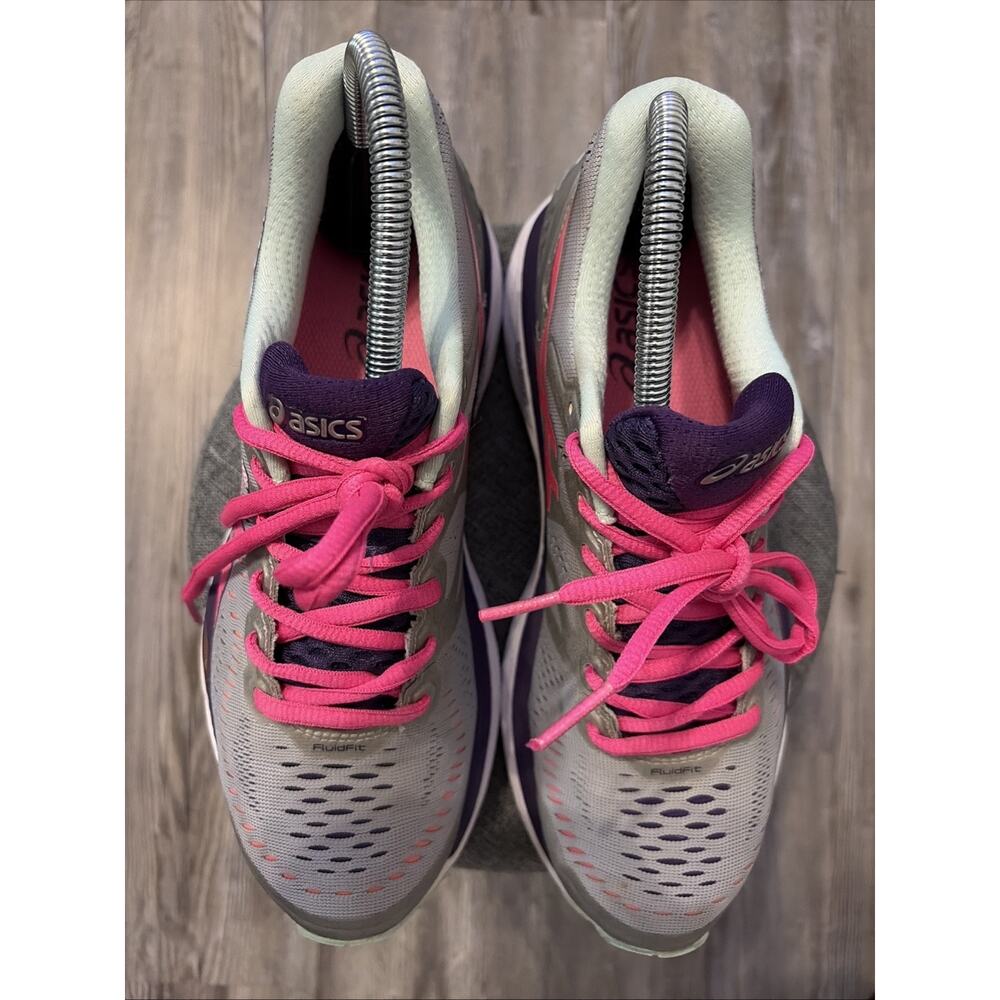 ASICS Gel DS Trainer 22 Women’s Size 7 Gray Pink Running Shoes Lightweight - Picture 2 of 11